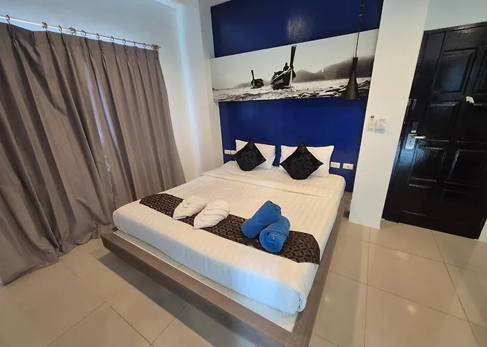 Hotel The Journey Patong New
